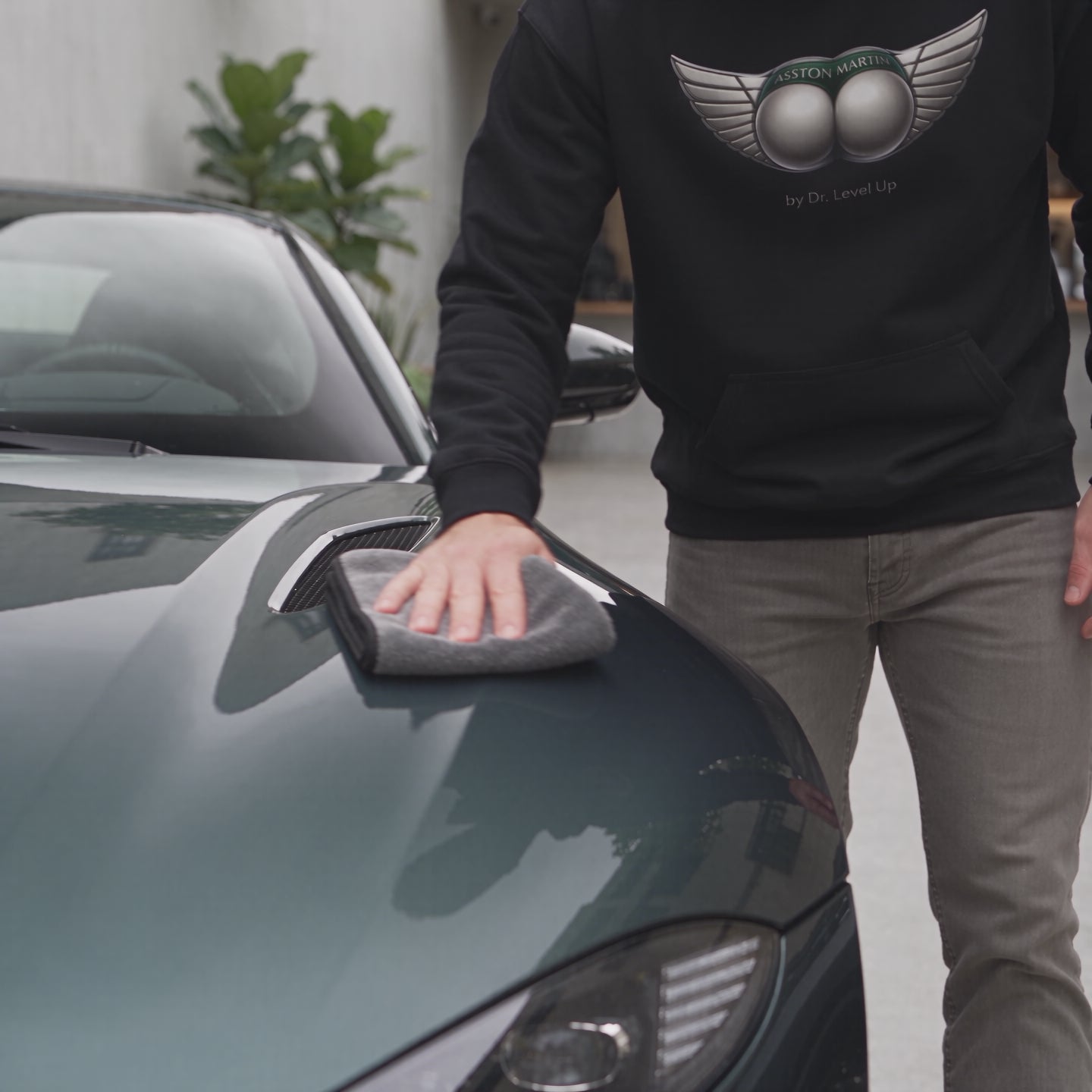 ASSton Martin BBL Hoodie, 10-second square lifestyle video